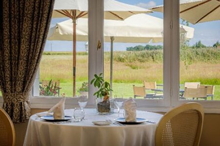 Le Fleuray Hotel Restaurant — photo 2