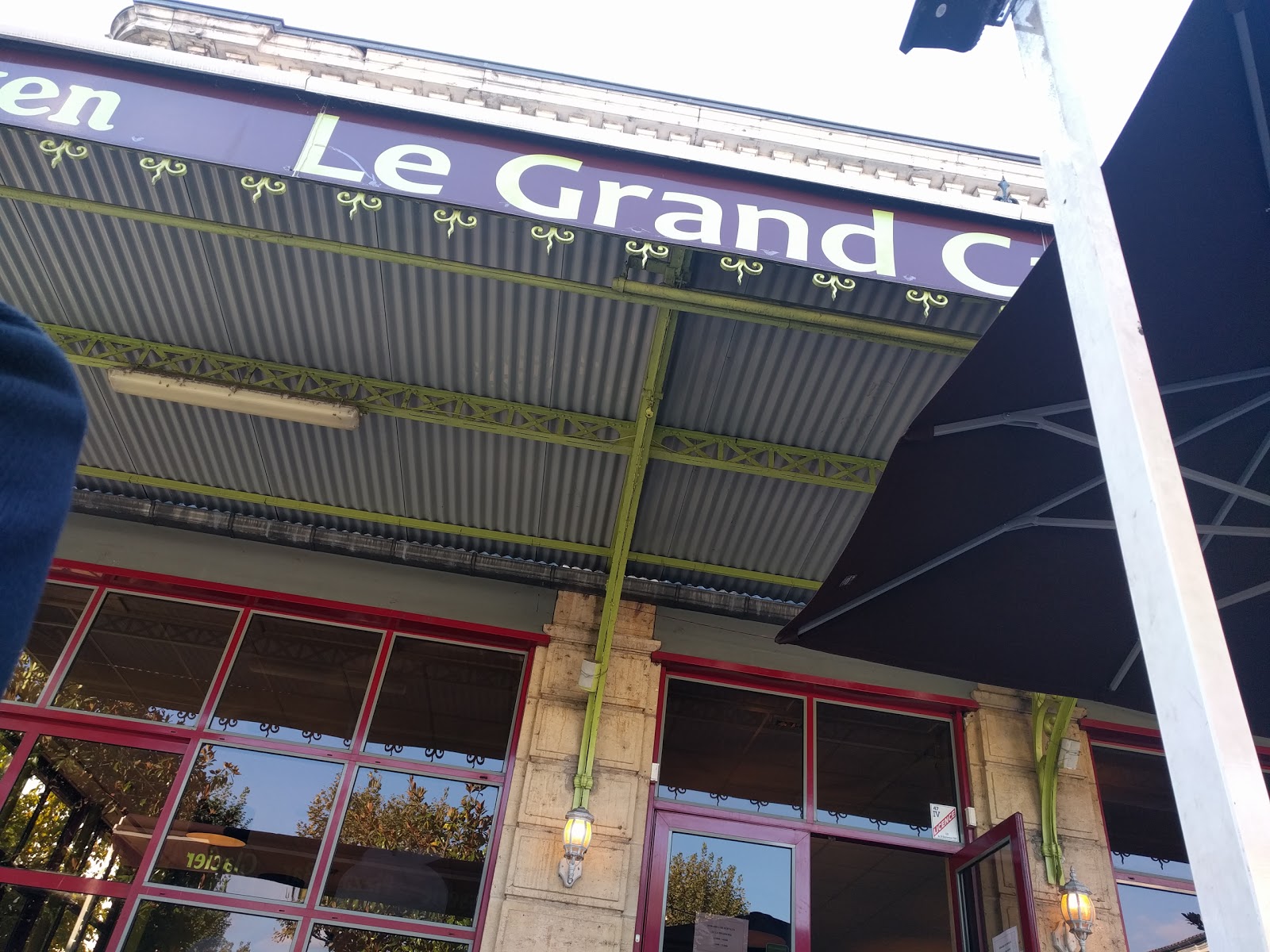 LE GRAND CAFÉ — photo 3