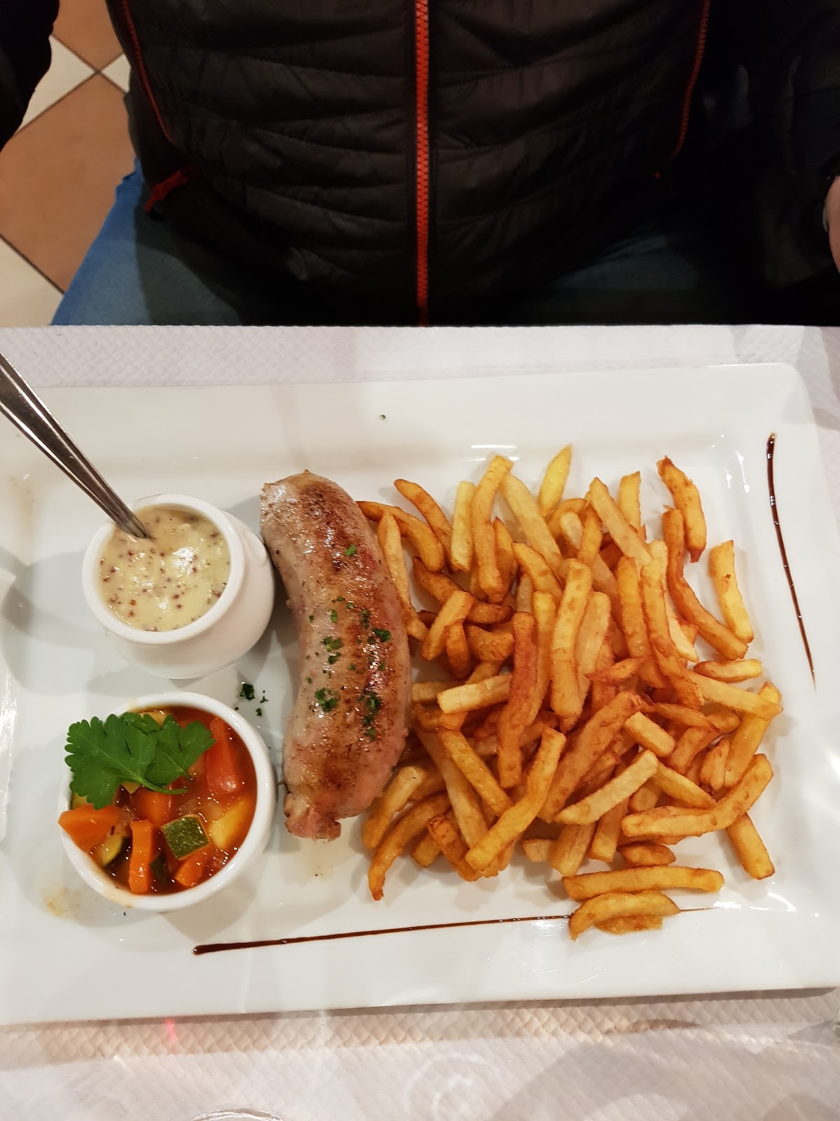 Au Petit Bouchon — photo 8