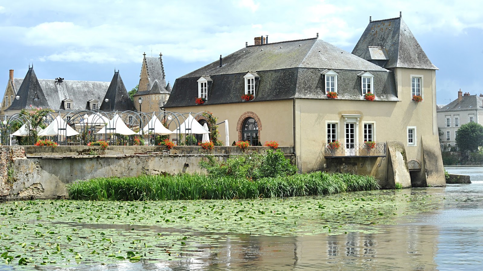 Le moulin des quatre saisons 