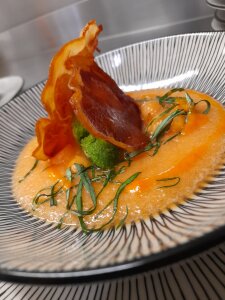 La pizarra del día de Auberge Cheval Blanc
