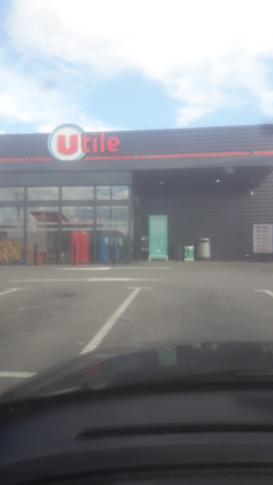 Utile Ste Cécile les vignes SARL ELLIDIS