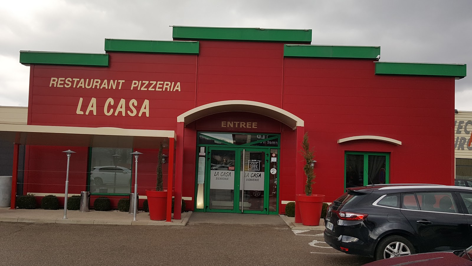 La Casa — photo 3
