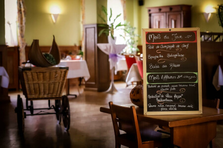 CHEZ PIERRE