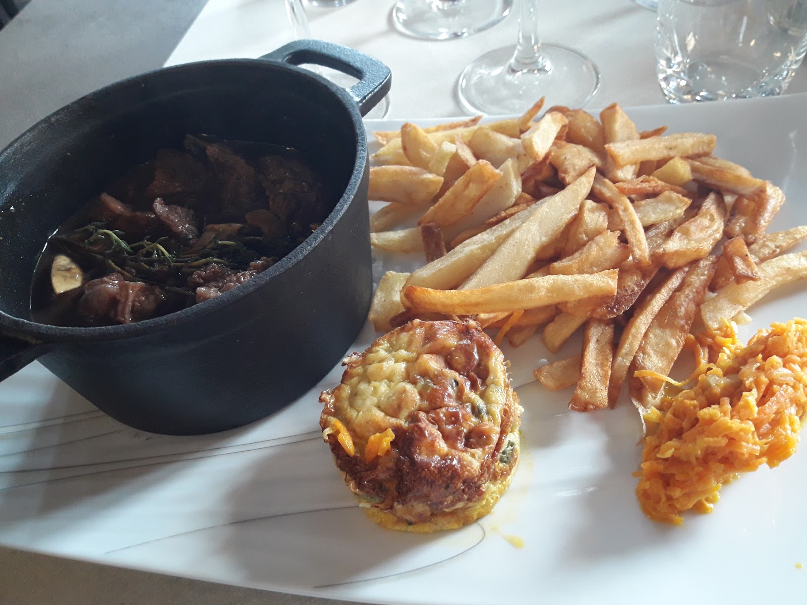 Le Cercle — photo 3