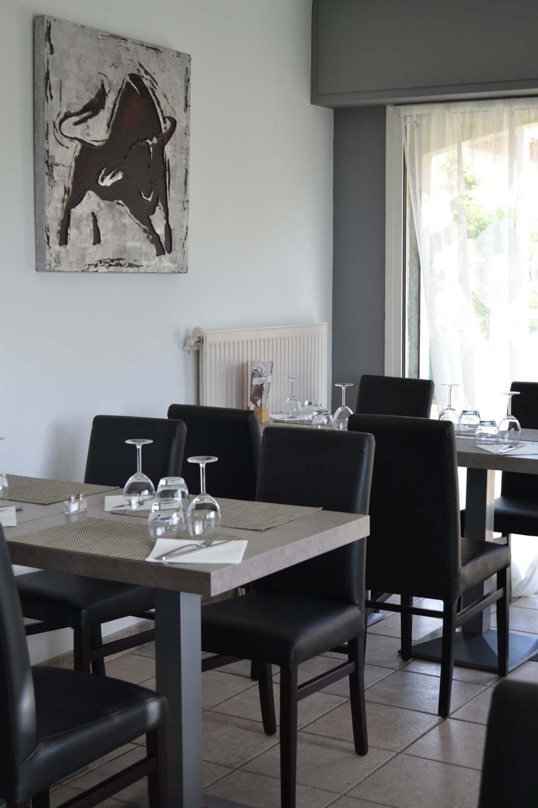 Au Petit Bonheur — photo 1