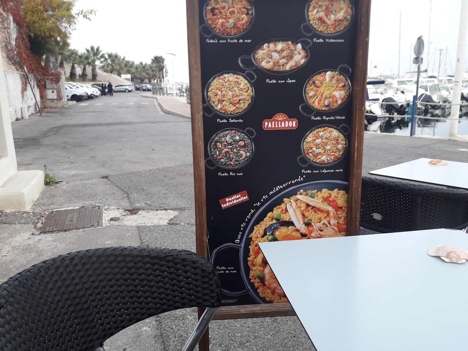 Big Rock Café