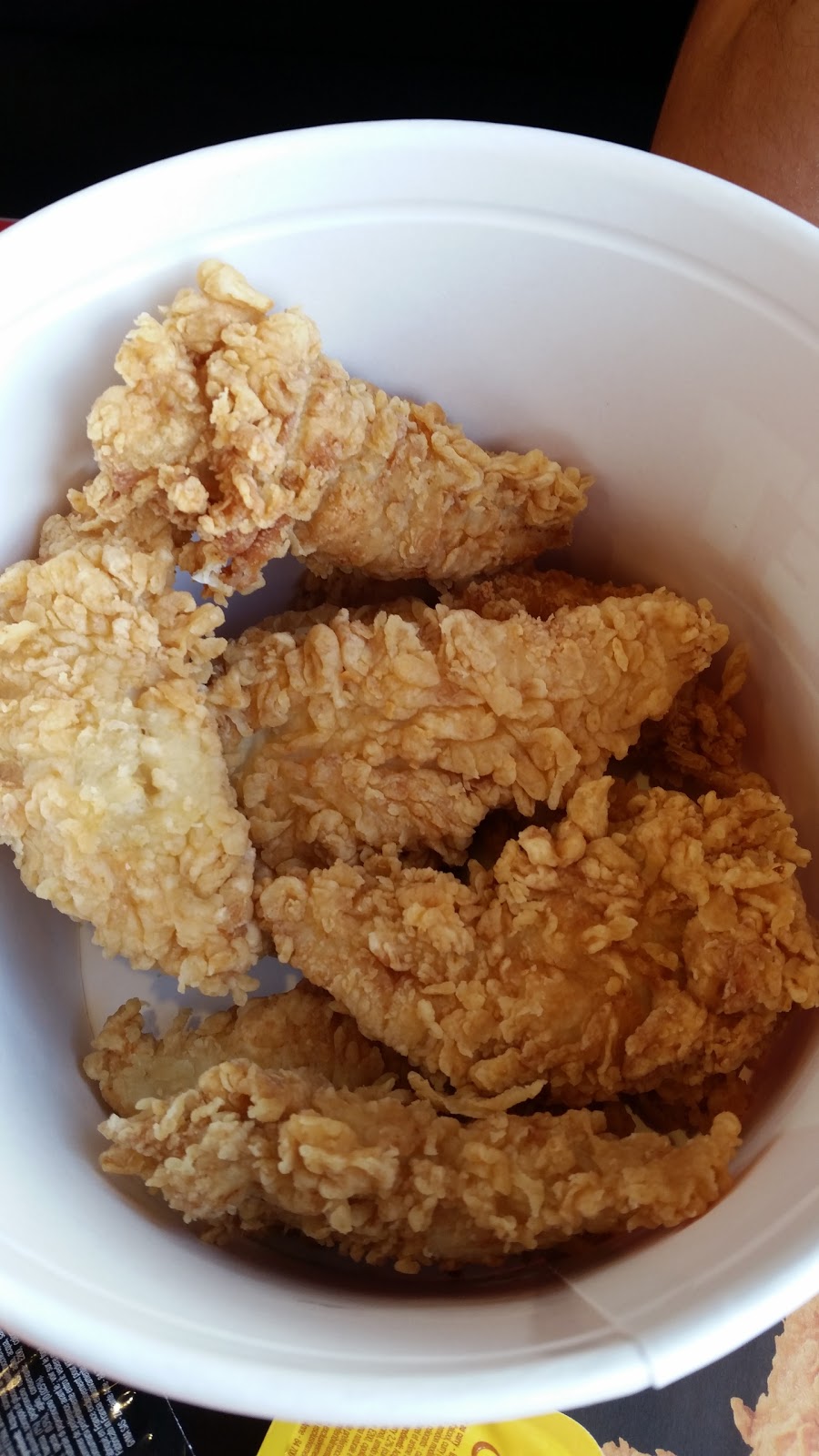 KFC Valenciennes Petite Foret — photo 4