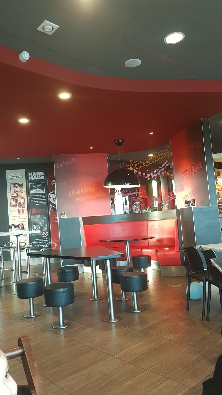 KFC Valenciennes Petite Foret — photo 6