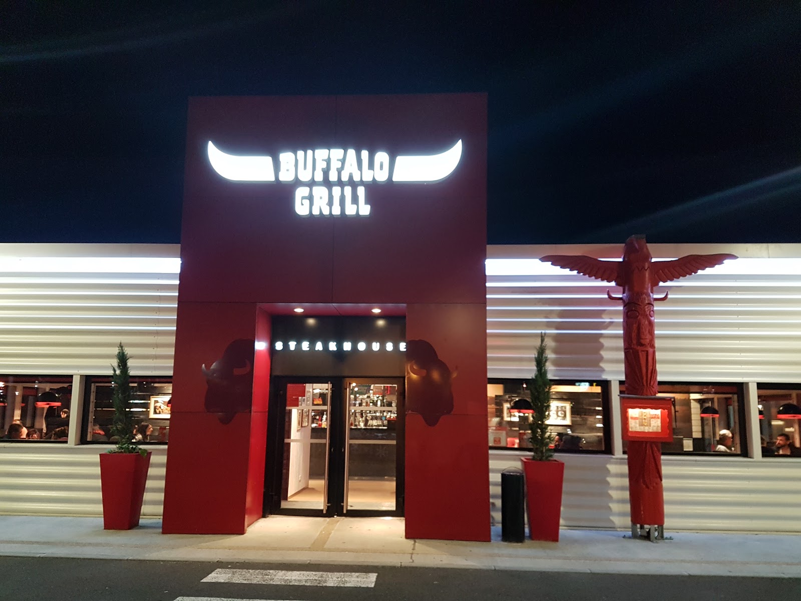 Buffalo Grill — photo 1