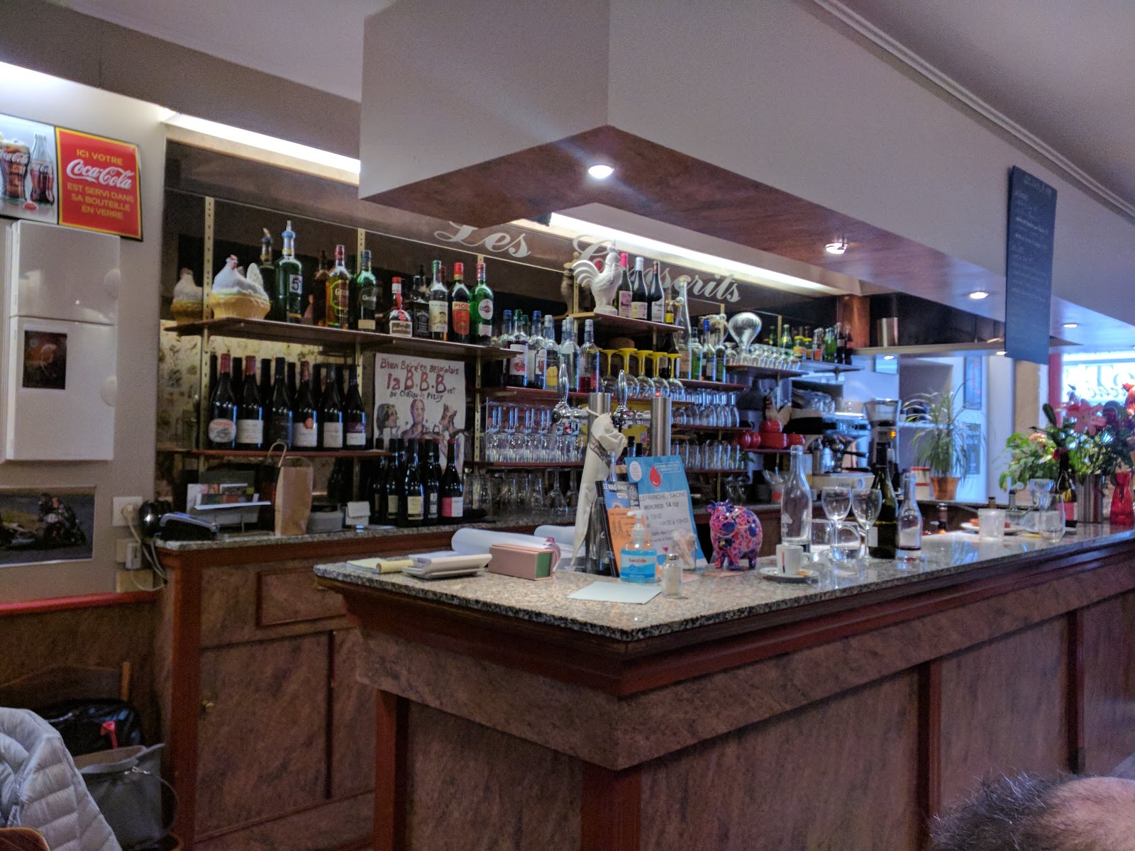 Chez Elles