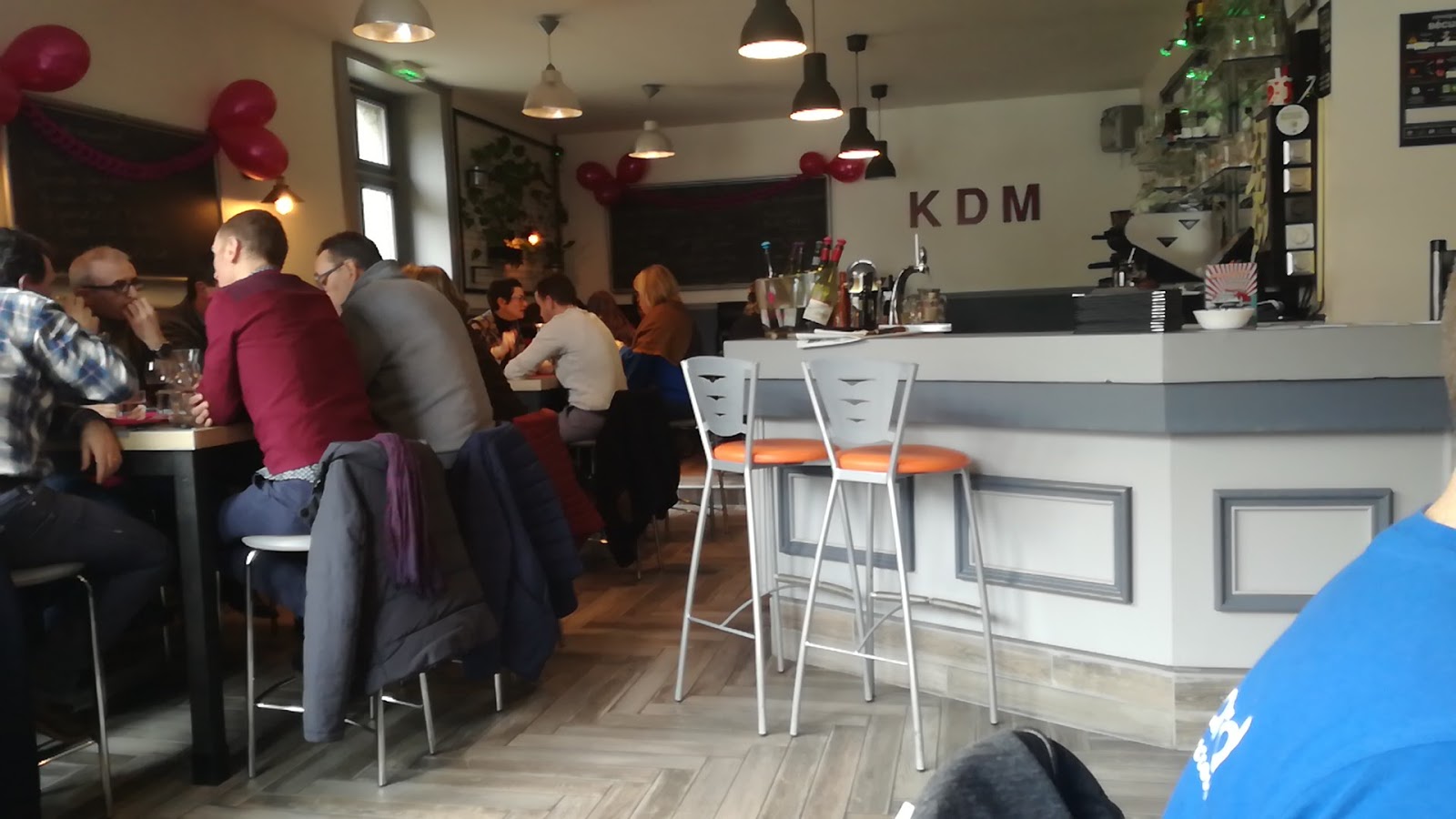 K D M — photo 4