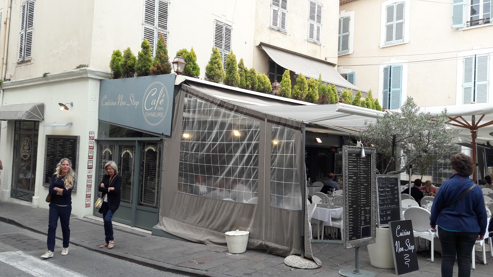 Cafe des Chineurs — photo 2
