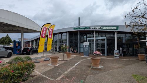 Aire de Vironvay - Arche