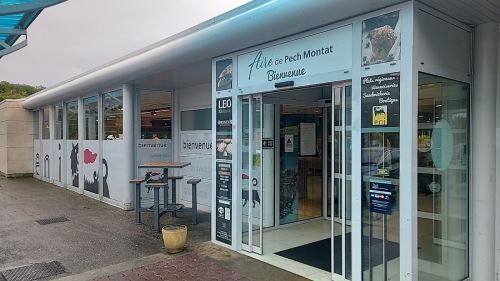 Aire de Pech Montat - LEO Bistro