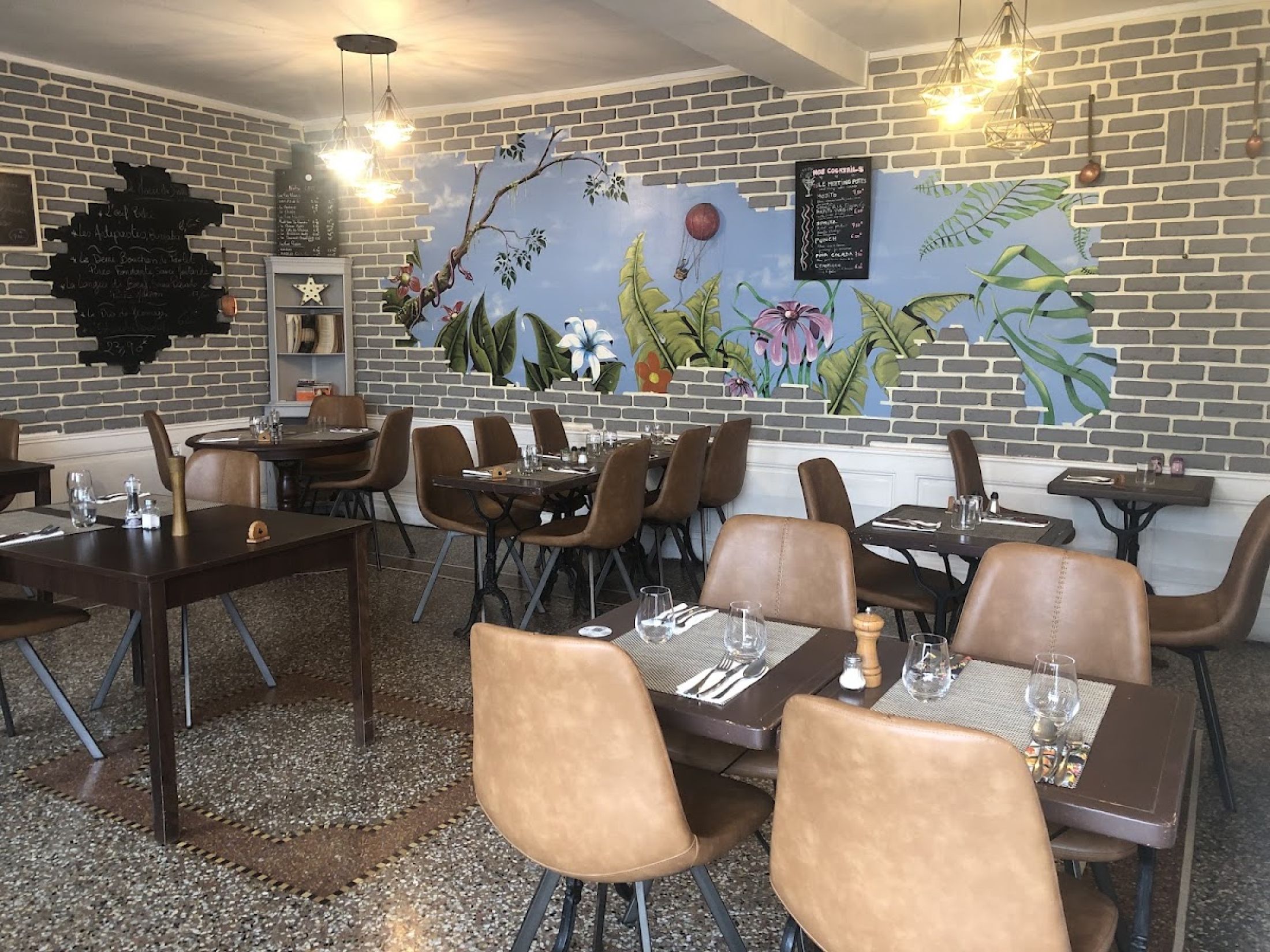 Le Meeting Potes Café