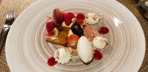Le Celest by Radisson Blu — photo 2