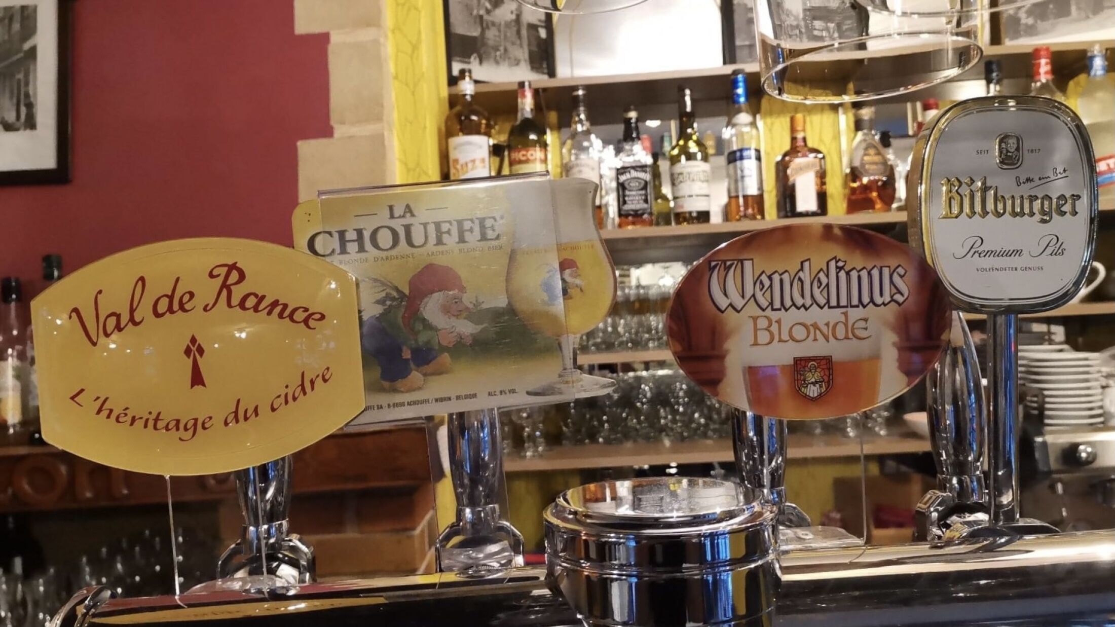 LE GRILLON - Crêperie - Grill avec Agneau de Pré-salé - Produits locaux