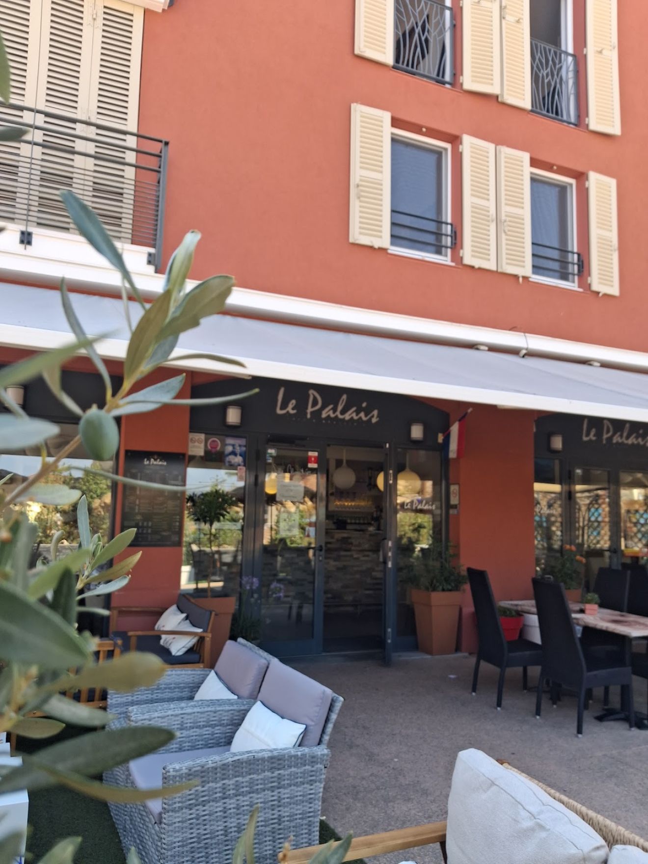 Le Palais