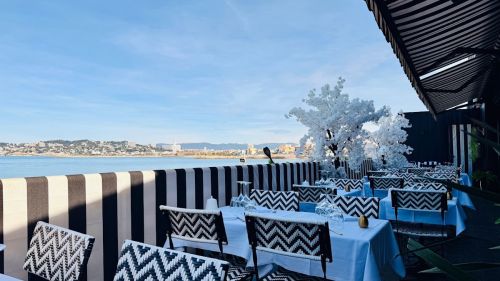 P.Kitchen restaurant Franco - Thaï vue mer terrasse pointe rouge