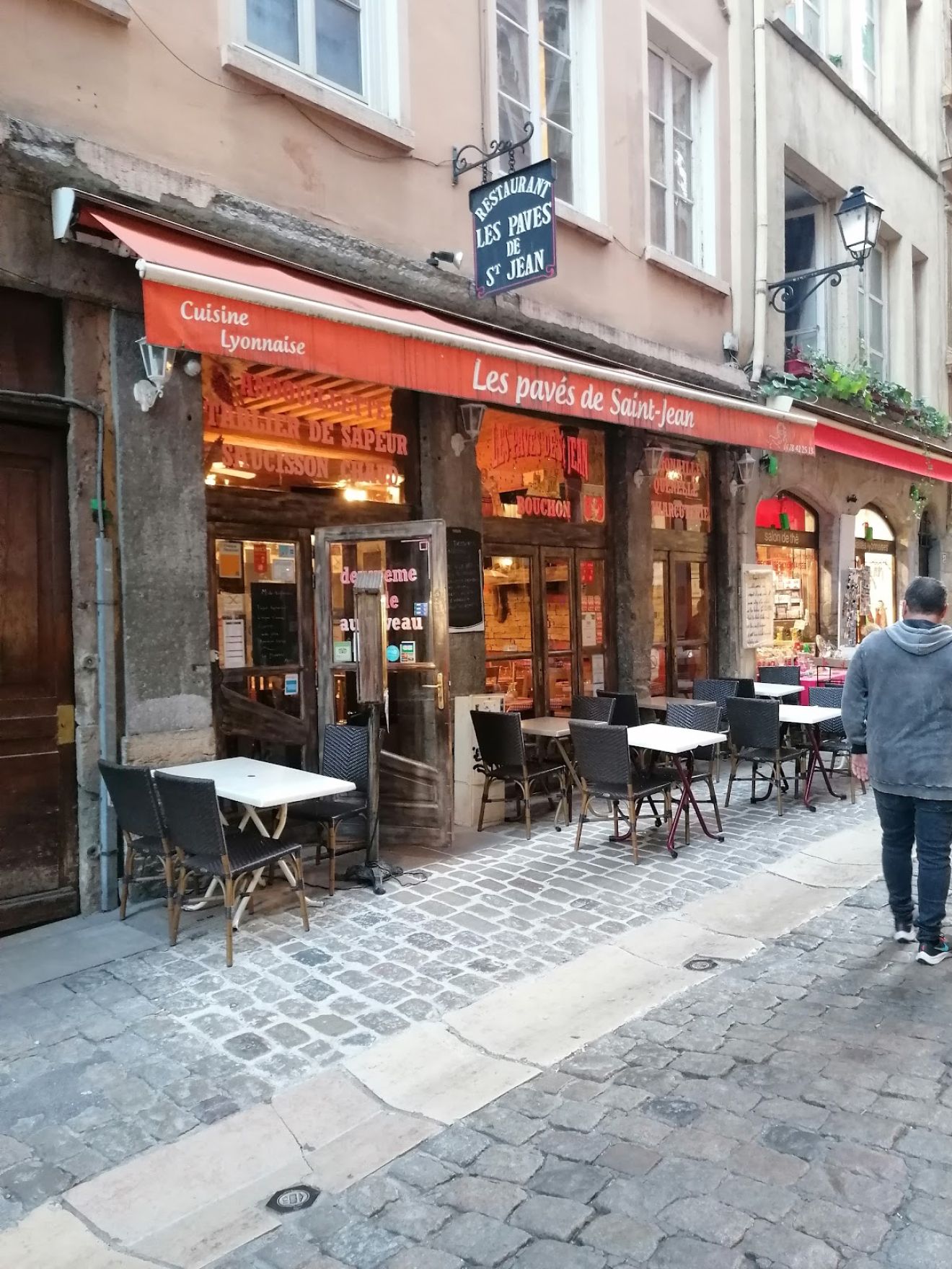 Les Pavés de Saint Jean
