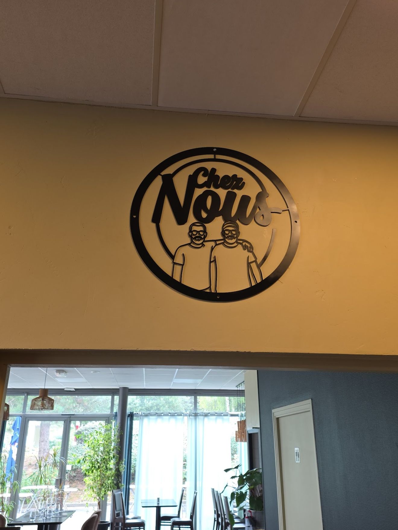 Chez nous