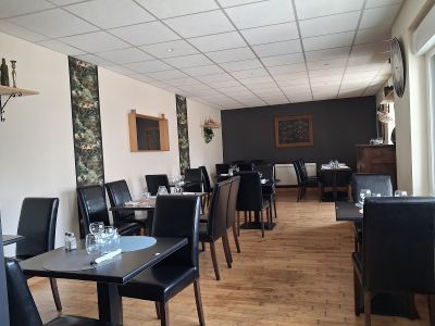 Le Monti Bar Restaurant