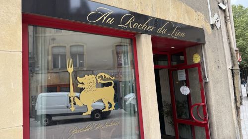 Au Rocher du Lion