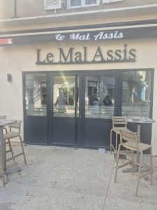 Le mal assis
