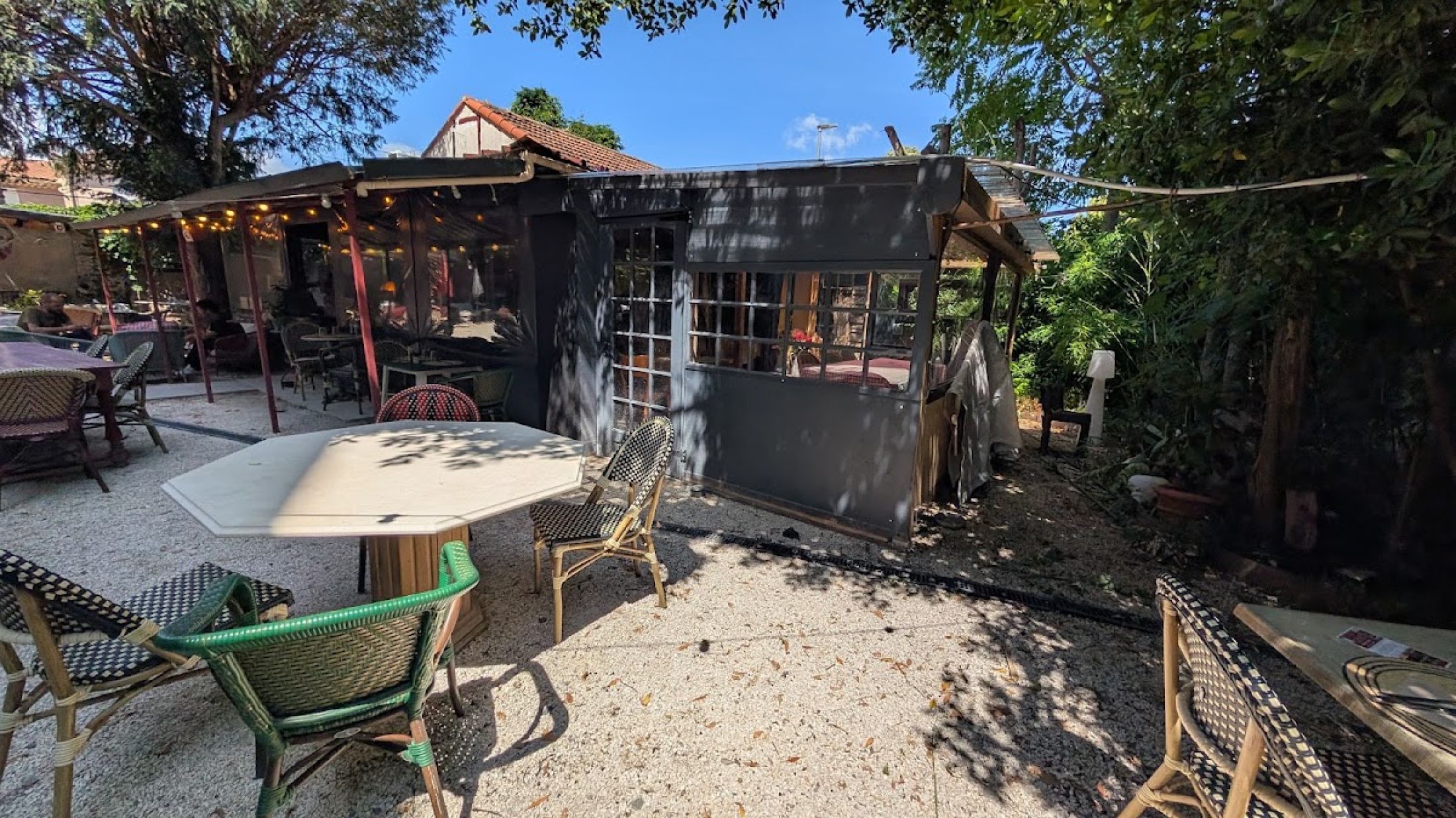 LE LIEU - Restaurant & Spectacles