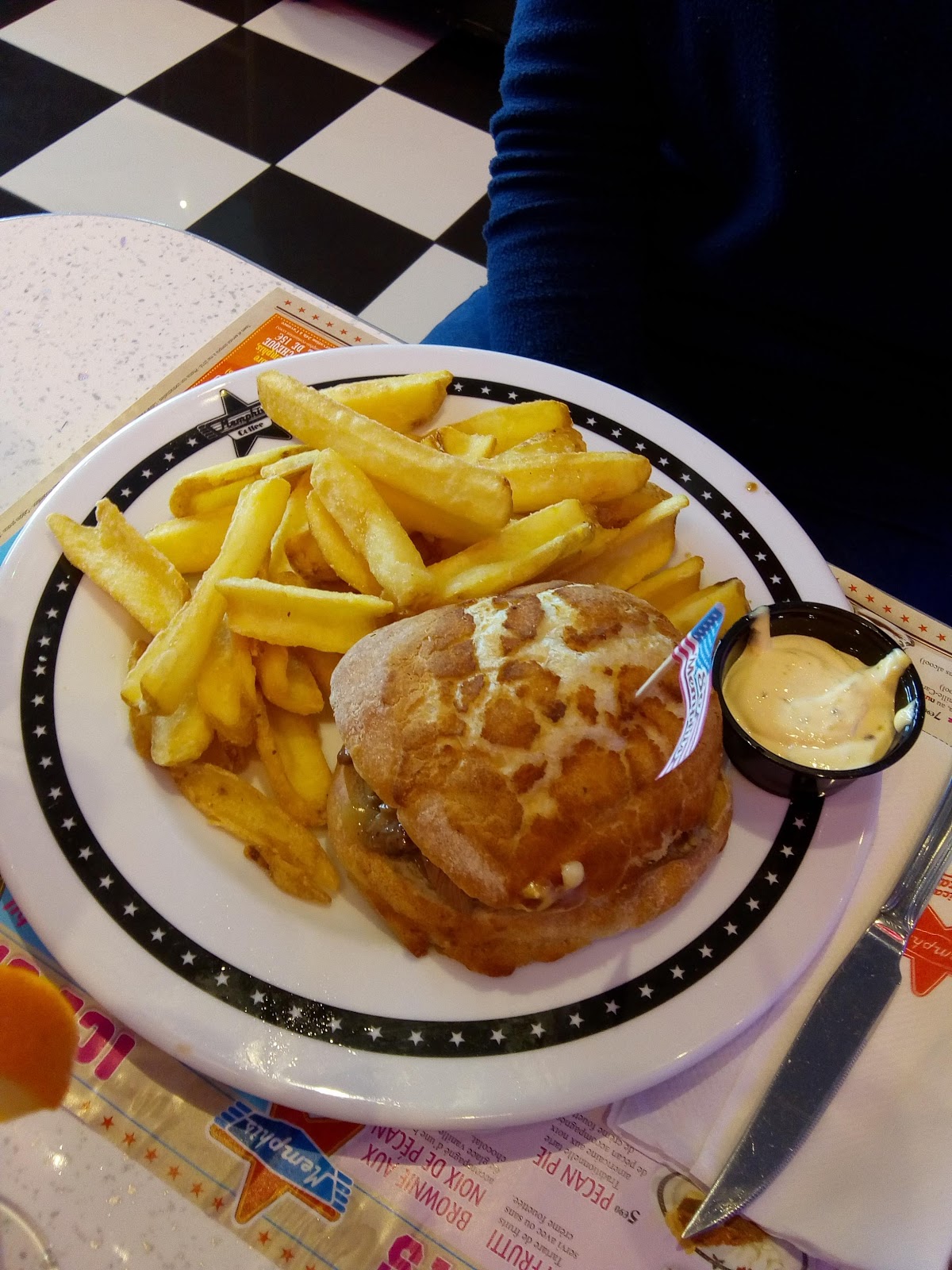 Memphis Niort — photo 1