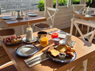Hôtel de la Plage - Restaurant Courseulles sur Mer — photo 2