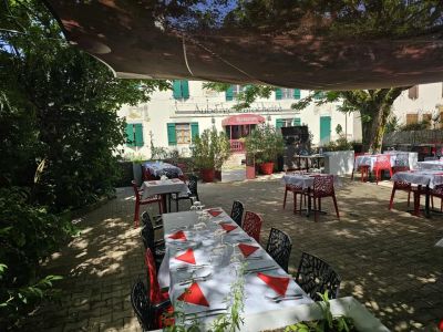Les Arbillons Restaurant - Signature Larochette