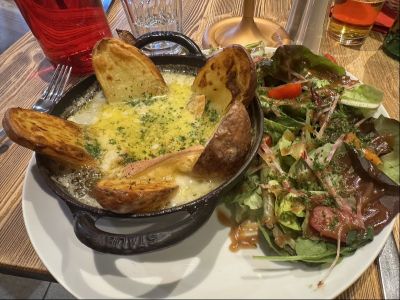Le Refuge des Loups Restaurant — photo 3