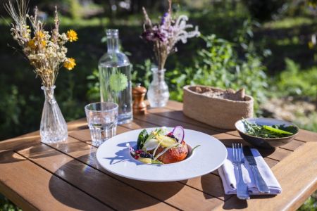 Restaurant bistronomique - Les Jardins du Cloître de Marseille — photo 2