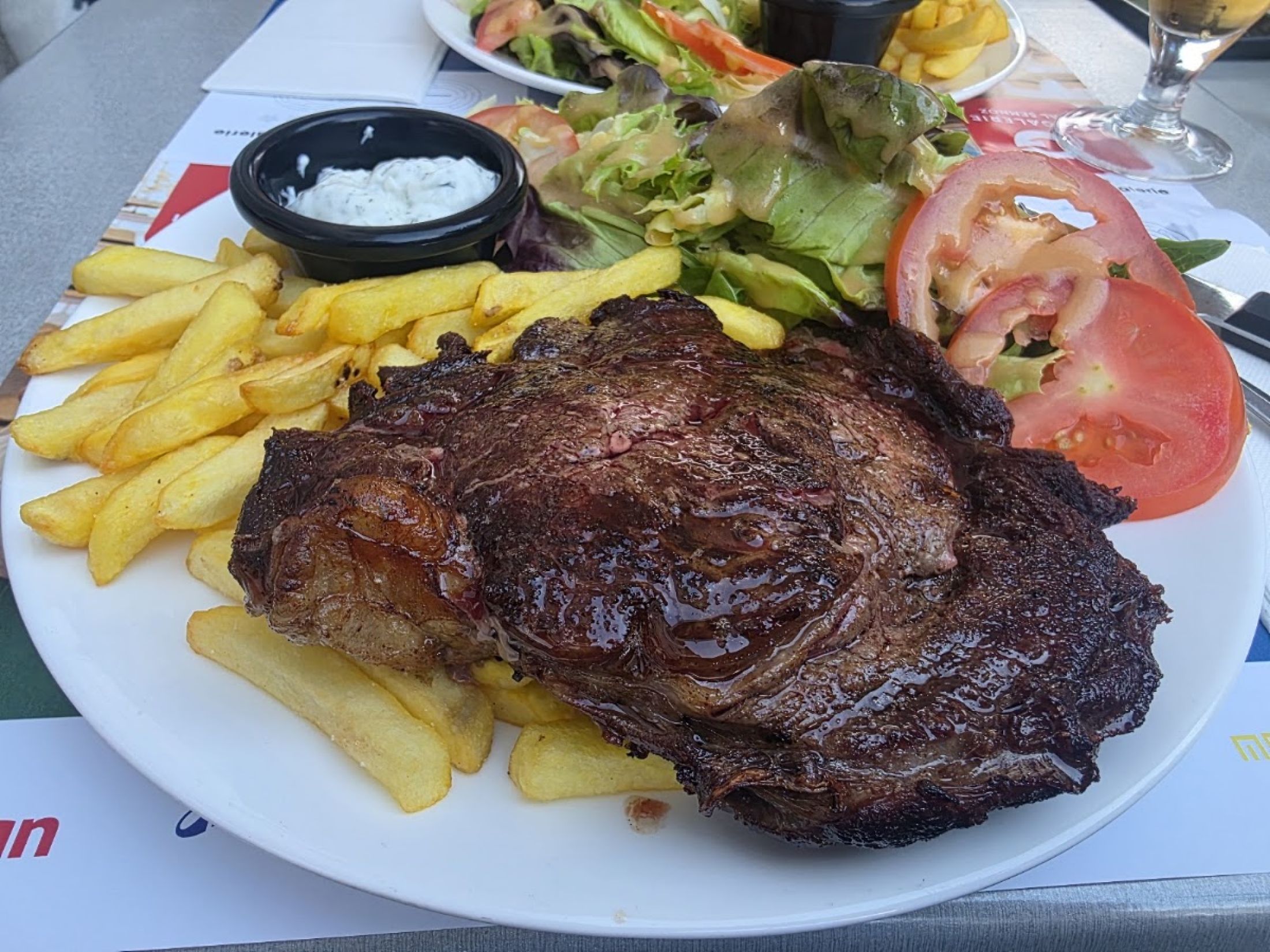 Bar Des Fins Cafe Bar