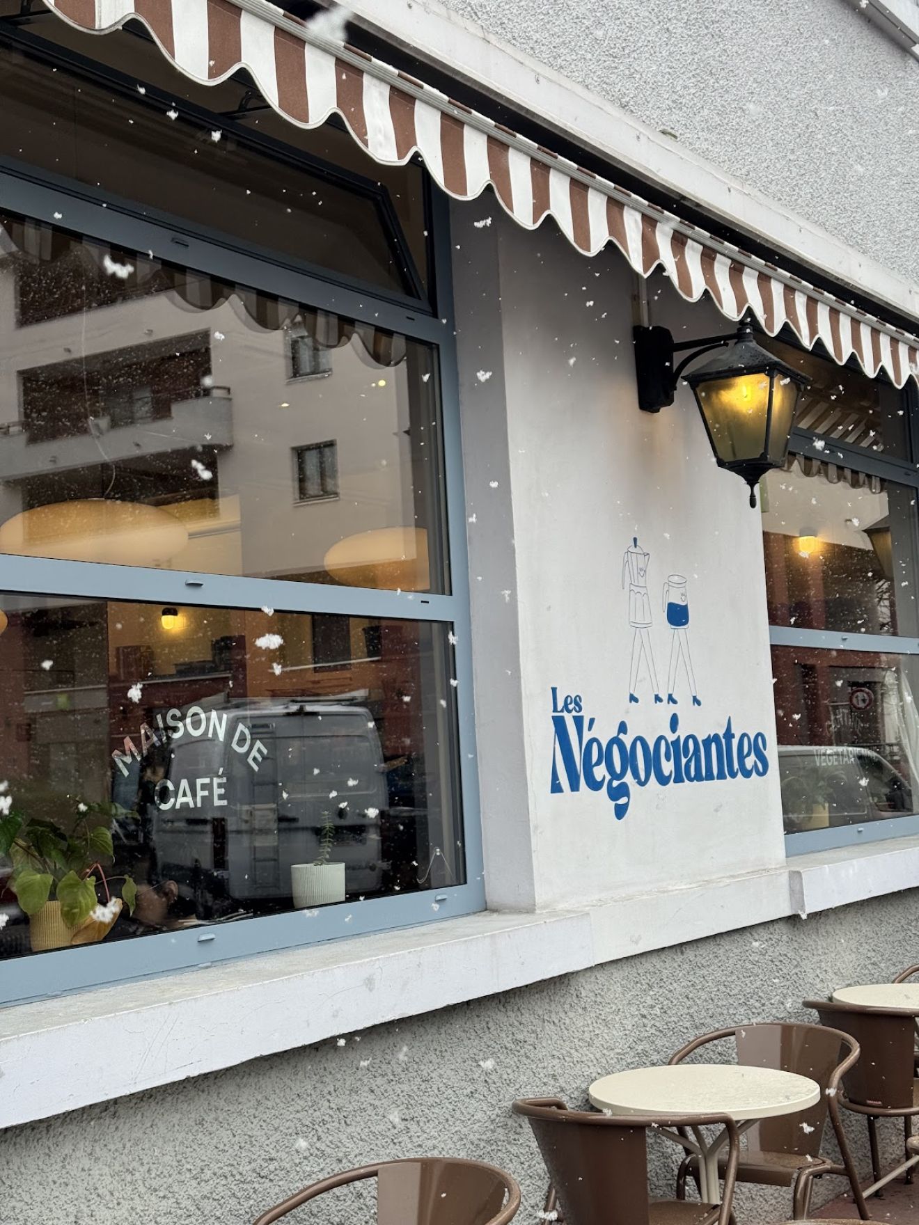 Les Négociantes
