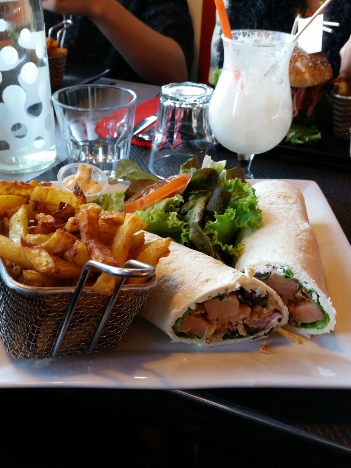CHEZ ARNOLD'S — photo 9