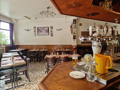 Au café sympa