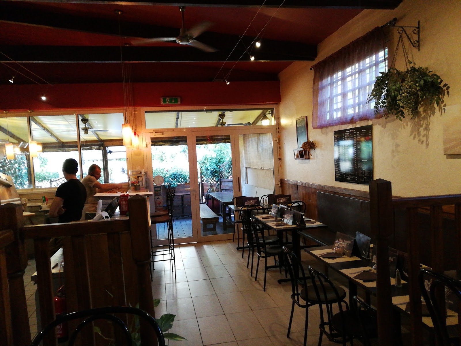 Pizza Fiorentina — photo 1