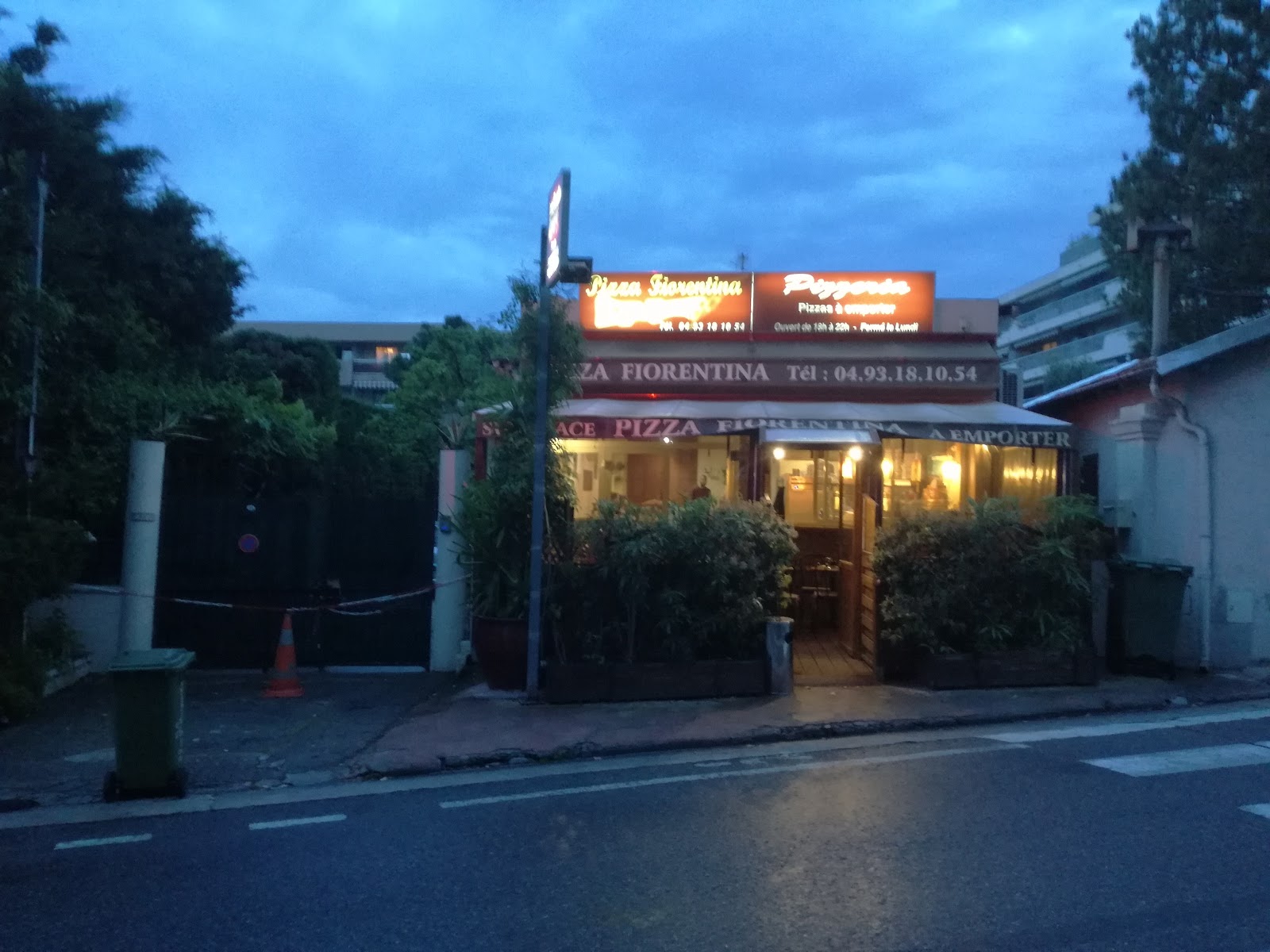 Pizza Fiorentina — photo 4