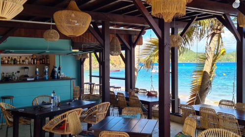 LES BALANCOIRES FWI - Guadeloupe - Les Saintes