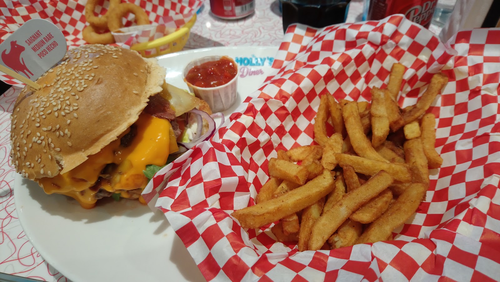Holly's Diner Poitiers — photo 4