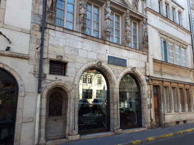La Maison des Cariatides — photo 3