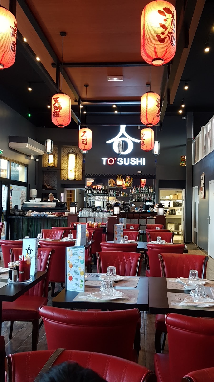 To sushi — photo 1