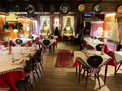Taverne katz