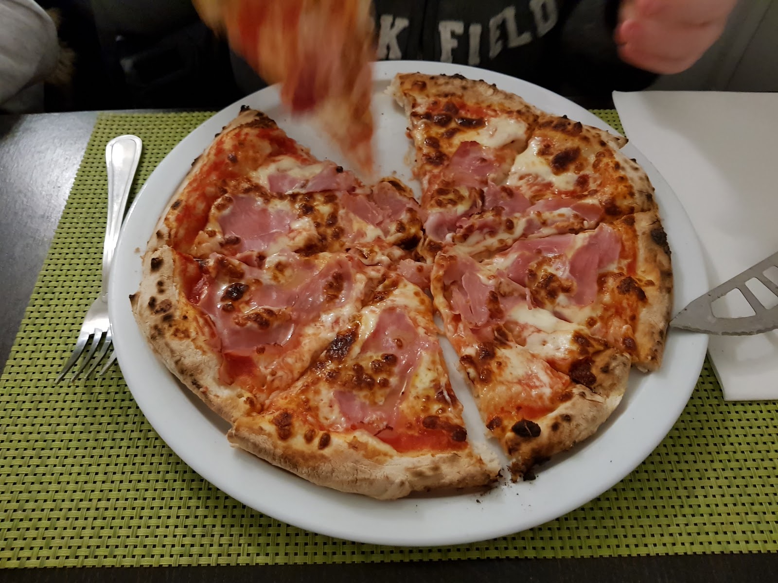 La Riviera — photo 7