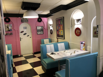 Le Sixties Café — photo 2