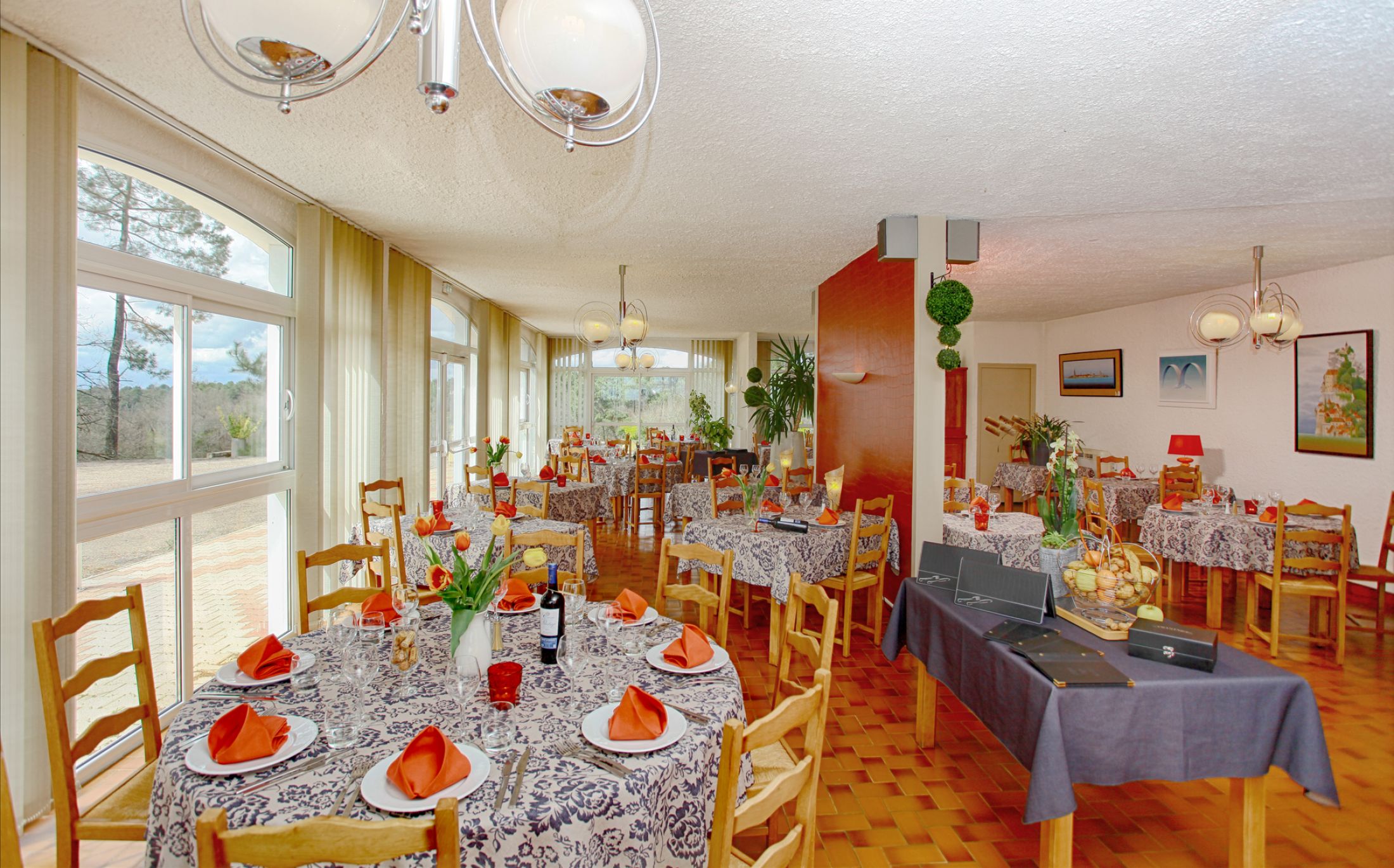 LE TROPICANA