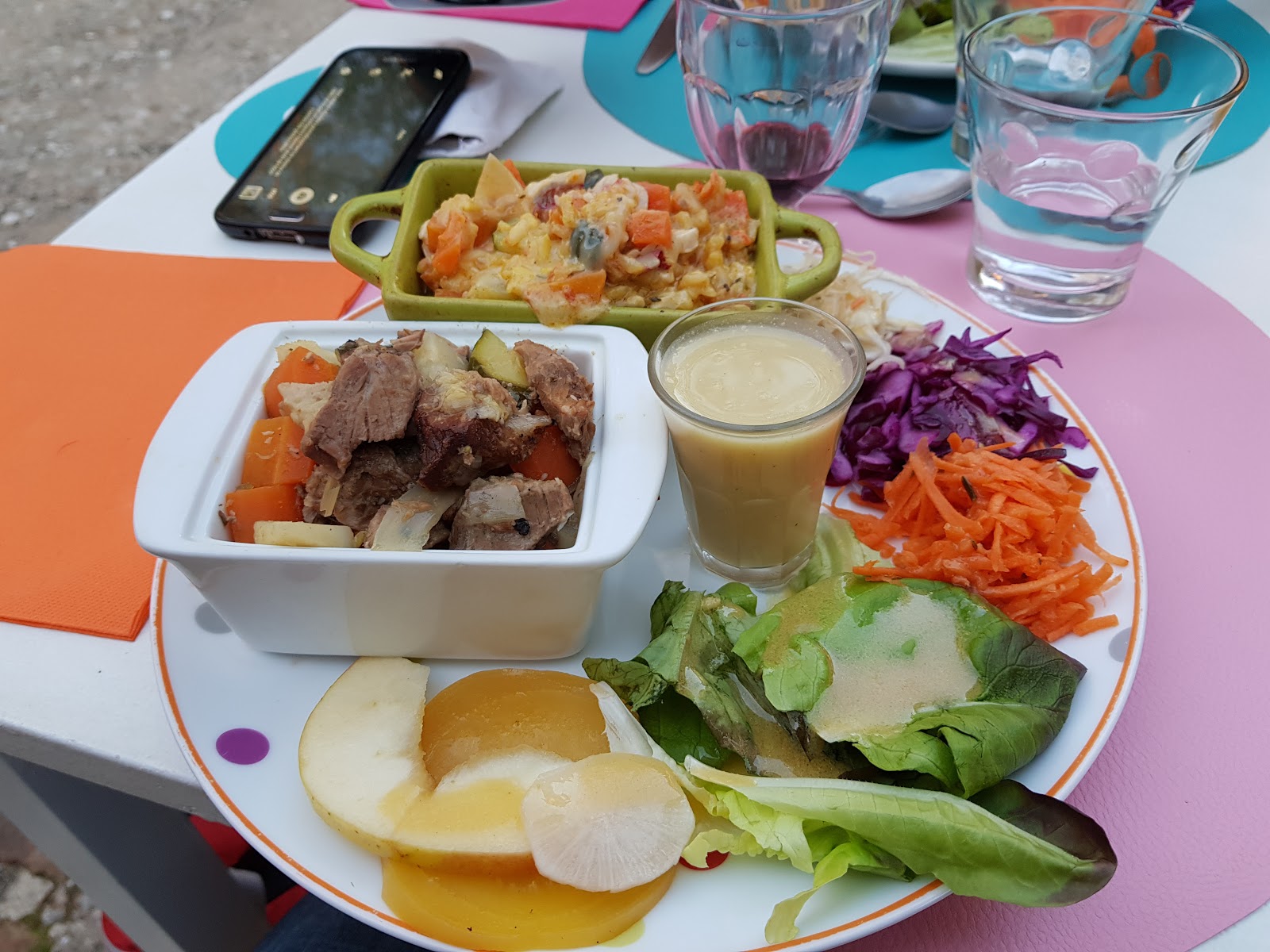 Une Cuillère Pour Maman — photo 1